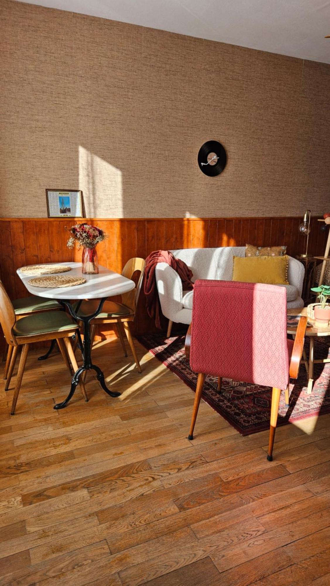 Studio 2 Pers Aux Inspirations 60S ชาลง-ซูร์-ซอน ภายนอก รูปภาพ